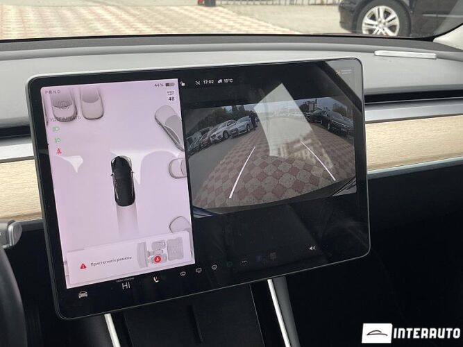 Tesla Model 3 35 interauto-car
