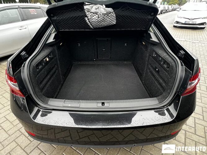 Skoda Superb 57 interauto-car