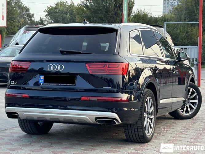 Audi Q7 37 interauto-car