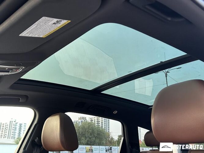 Audi Q7 51 interauto-car