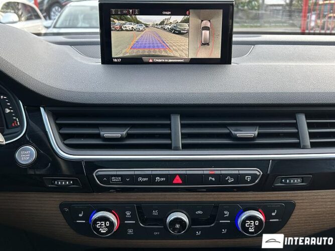 Audi Q7 48 interauto-car