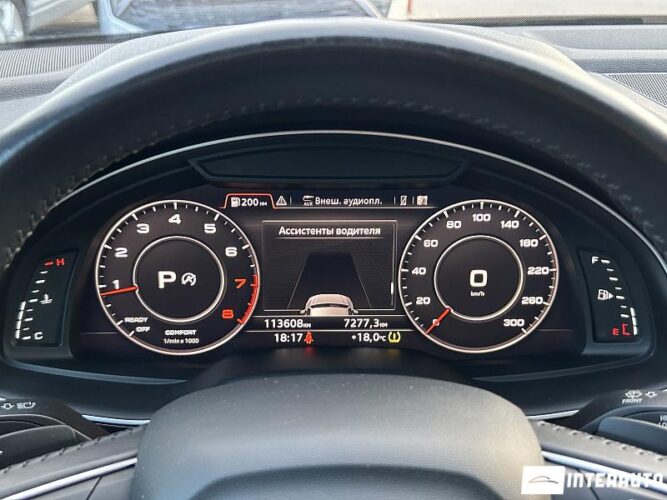 Audi Q7 47 interauto-car