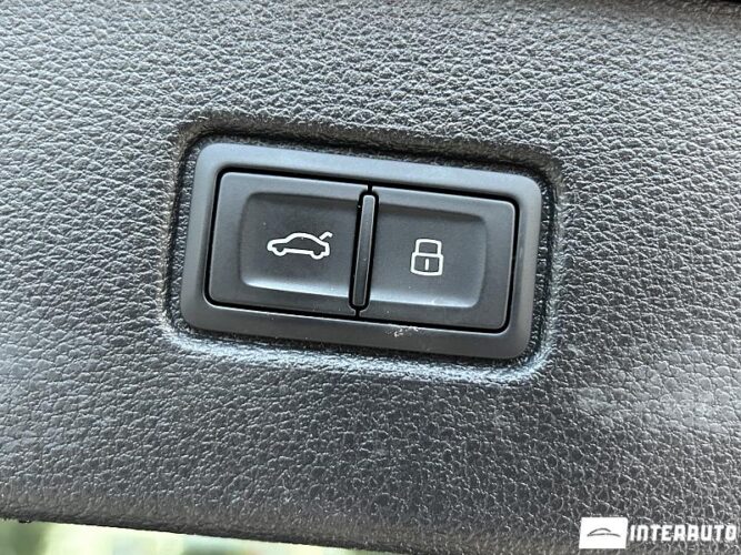 Audi Q7 57 interauto-car