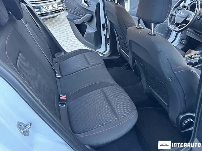 Ford Focus 45 interauto-car