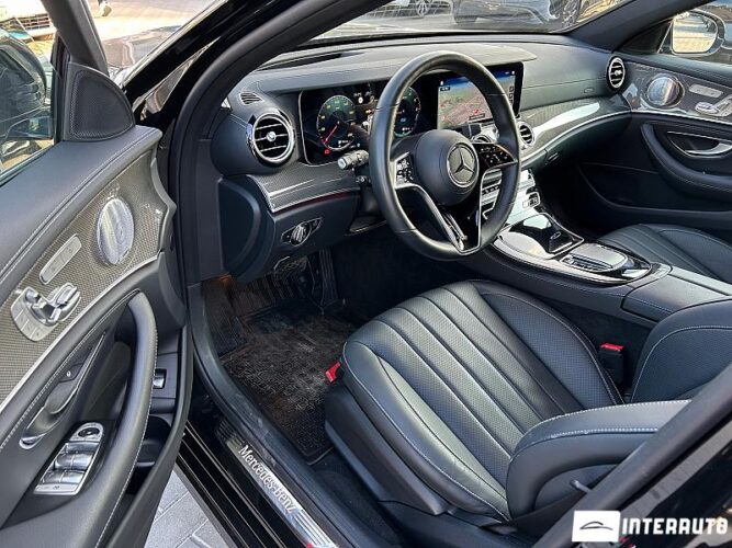 Mercedes E 300de 35 interauto-car