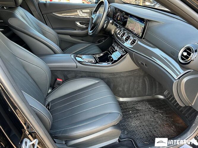 Mercedes E 300de 46 interauto-car