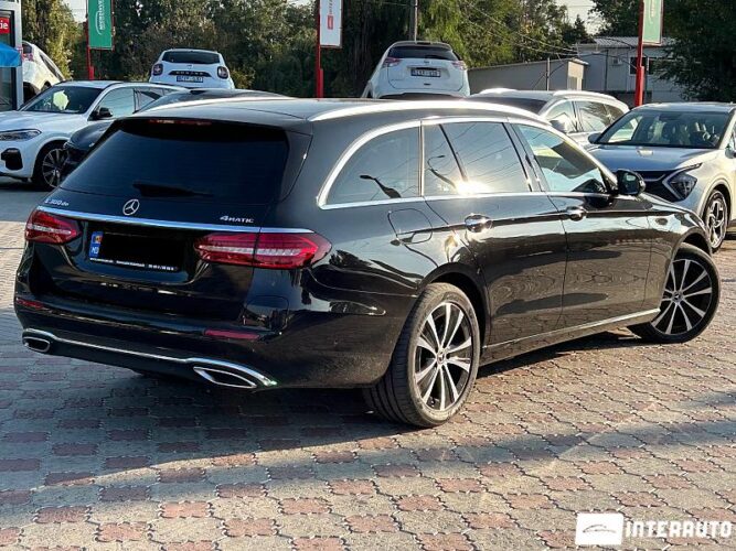 Mercedes E 300de 33 interauto-car