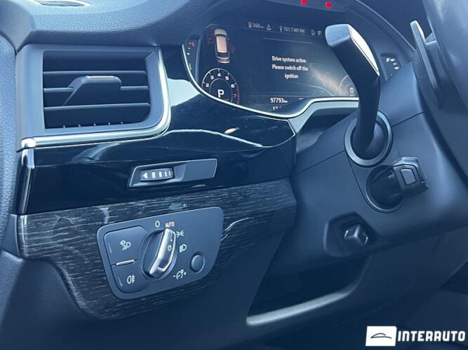 Audi Q7 57 interauto-car