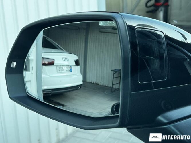 Audi Q7 55 interauto-car