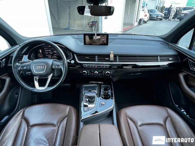 Audi Q7 43 interauto-car
