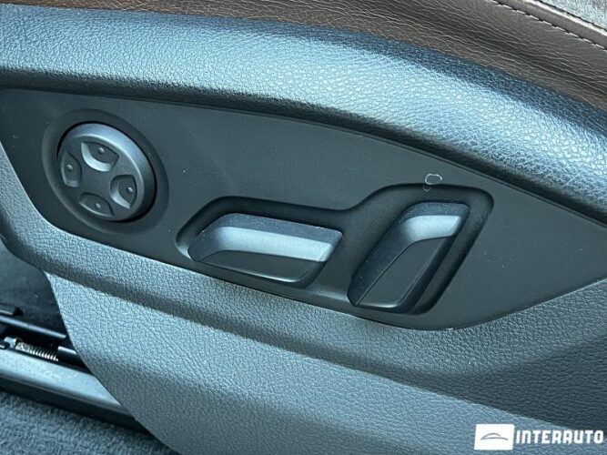 Audi Q7 56 interauto-car