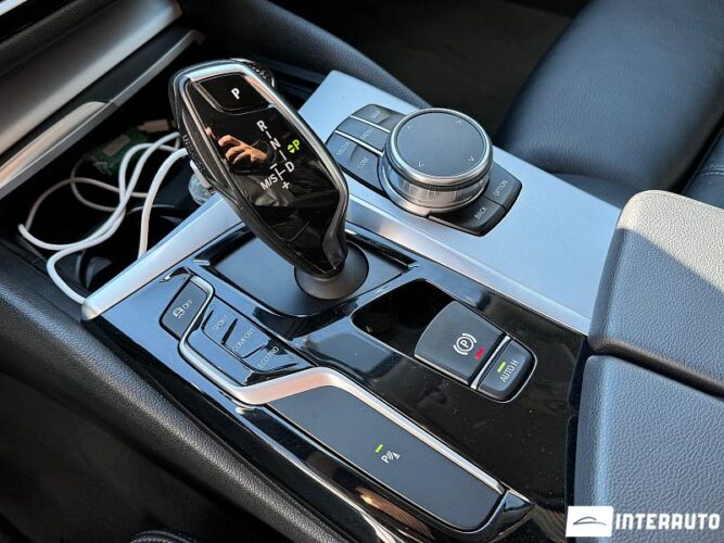 BMW 520 42 interauto-car