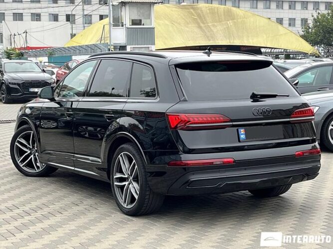 Audi Q7 38 interauto-car