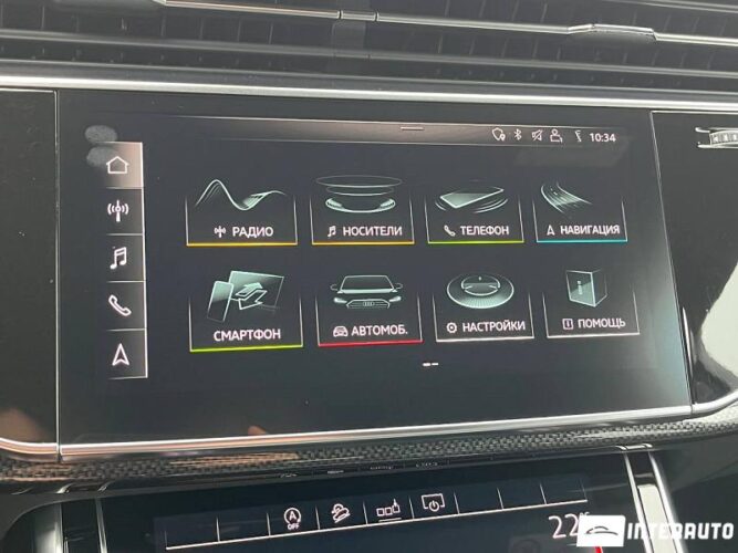 Audi Q7 45 interauto-car