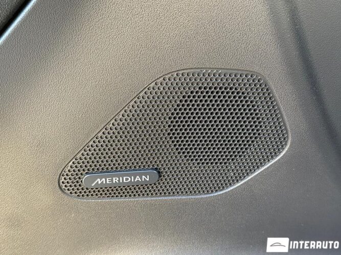 Jaguar F-Pace 54 interauto-car