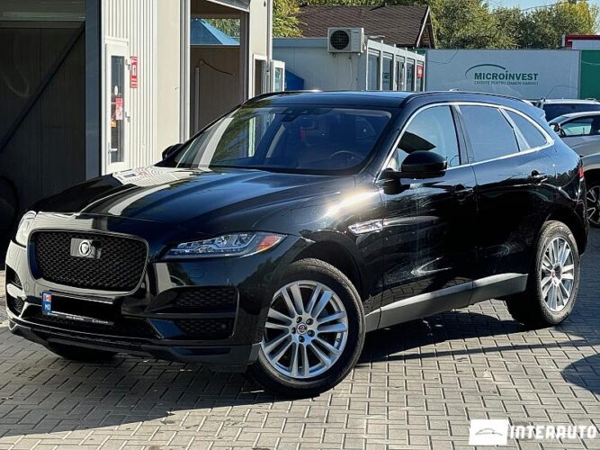Jaguar F-Pace 38 interauto-car