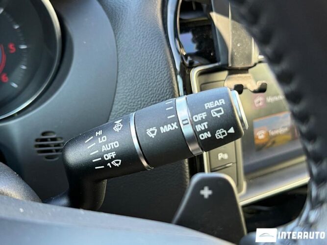 Jaguar F-Pace 49 interauto-car