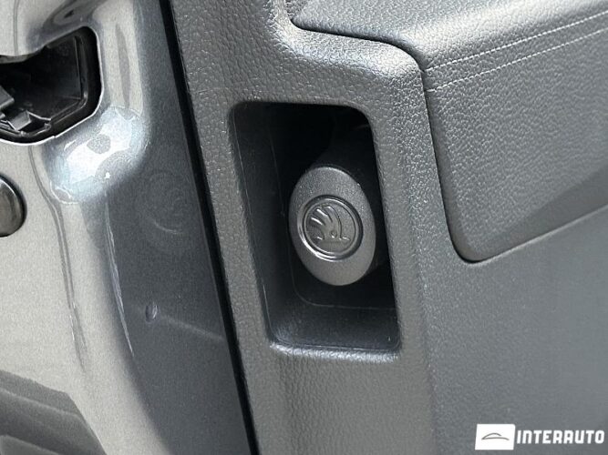 Skoda Superb 52 interauto-car