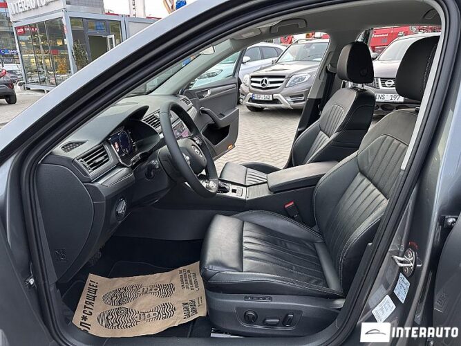 Skoda Superb 37 interauto-car