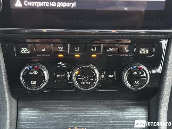 Skoda Superb 42 interauto-car