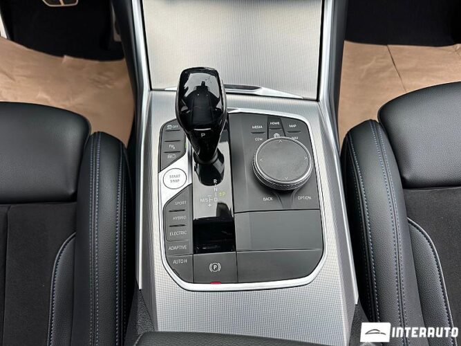 BMW 330E 47 interauto-car