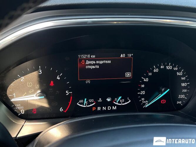 Ford Focus 46 interauto-car