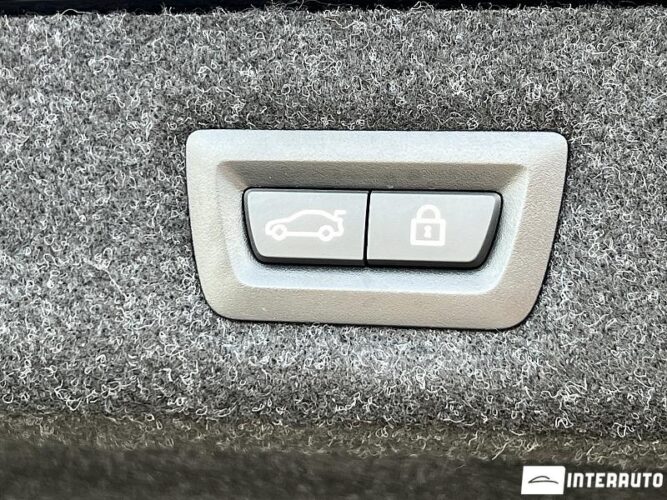 BMW 530e 55 interauto-car