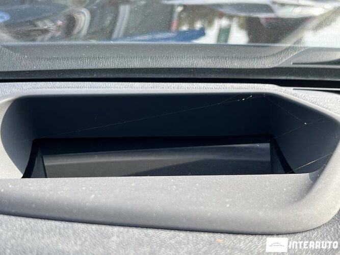 BMW 530e 51 interauto-car