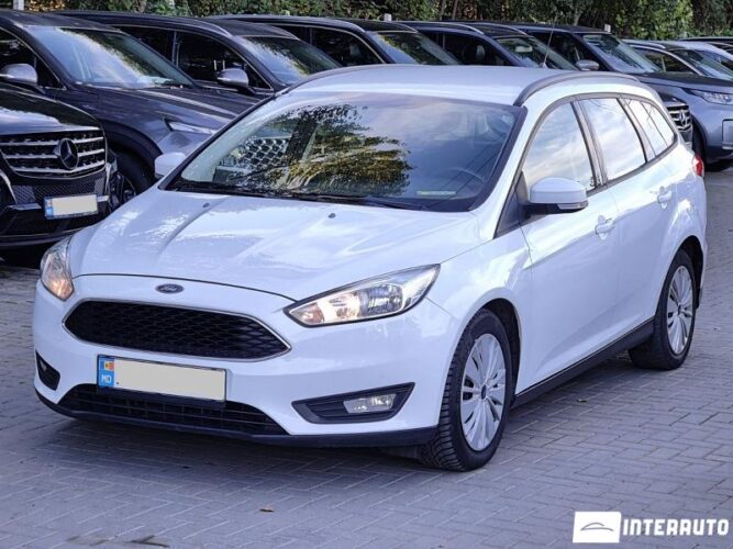 Ford Focus 26 interauto-car
