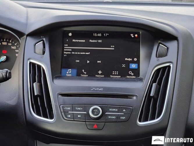 Ford Focus 36 interauto-car