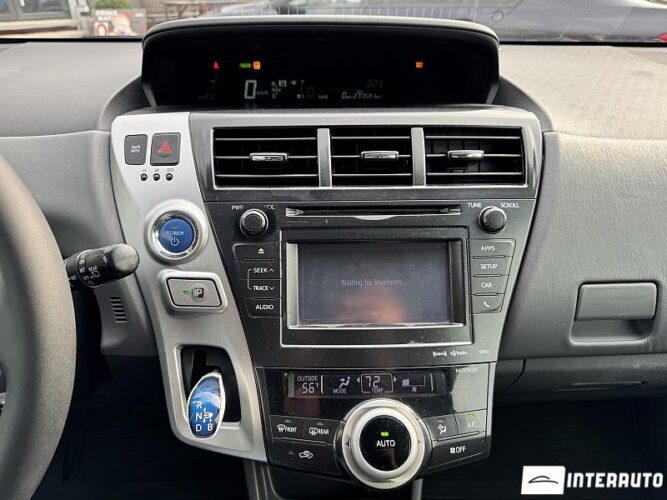 Toyota Prius Plus / V 53 interauto-car