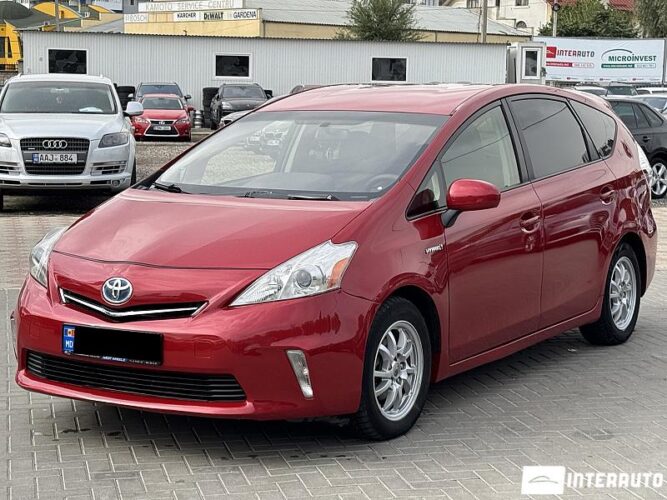 Toyota Prius Plus / V 38 interauto-car