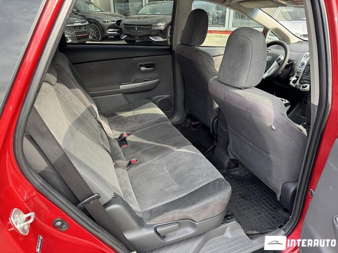 Toyota Prius Plus / V 60 interauto-car