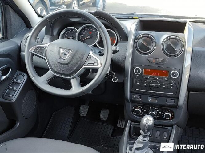 Dacia Duster 36 interauto-car