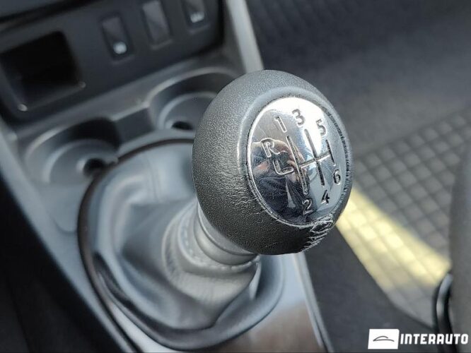 Dacia Duster 40 interauto-car