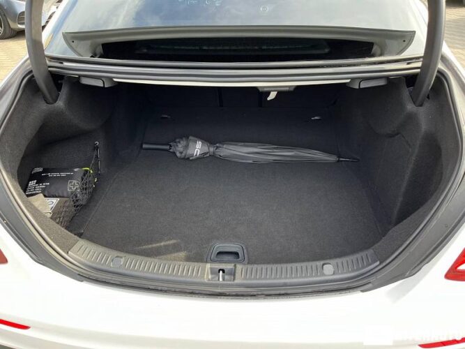 Mercedes E 220 47 interauto-car