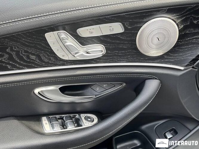 Mercedes E 220 34 interauto-car