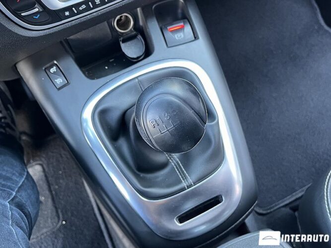 Renault Grand Scenic 43 interauto-car