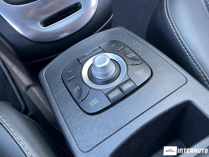 Renault Grand Scenic 44 interauto-car