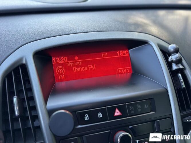 Opel Astra 37 interauto-car