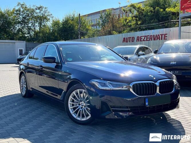 BMW 545e 33 interauto-car