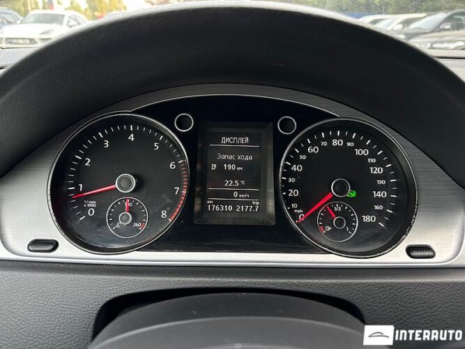 Volkswagen Passat CC 39 interauto-car