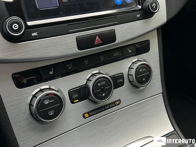 Volkswagen Passat CC 42 interauto-car
