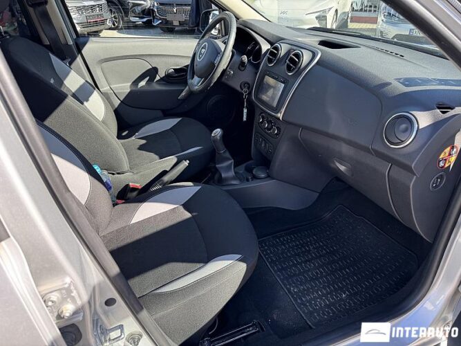 Dacia Sandero Stepway 43 interauto-car