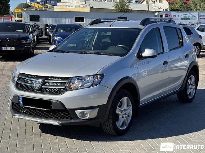 Dacia Sandero Stepway 30 interauto-car