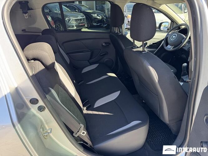 Dacia Sandero Stepway 46 interauto-car