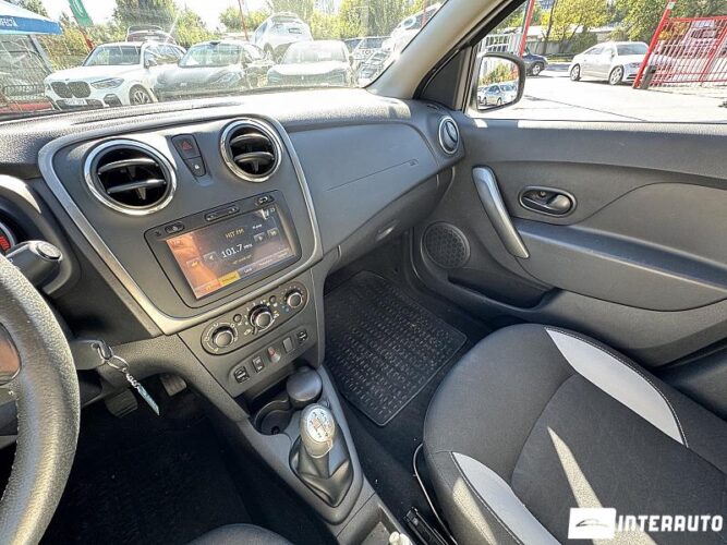 Dacia Sandero Stepway 41 interauto-car