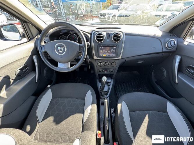 Dacia Sandero Stepway 36 interauto-car