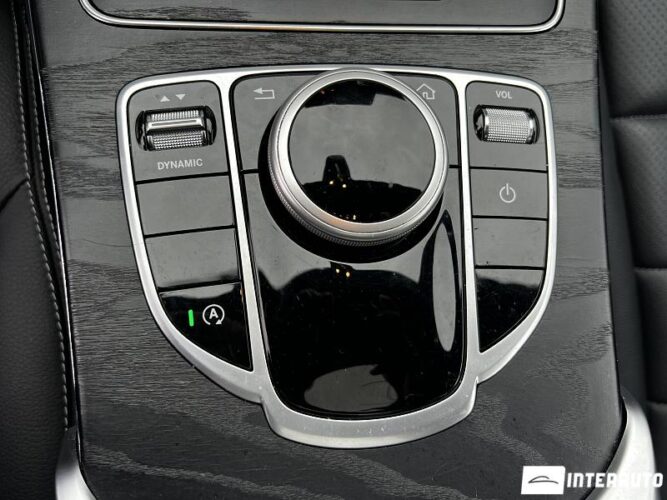 Mercedes C 300 47 interauto-car