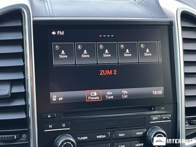 Porsche Cayenne 43 interauto-car